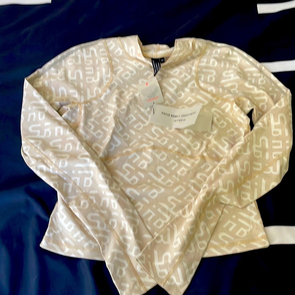 Halle Berry and Sweaty Betty. Sofia training rash guard